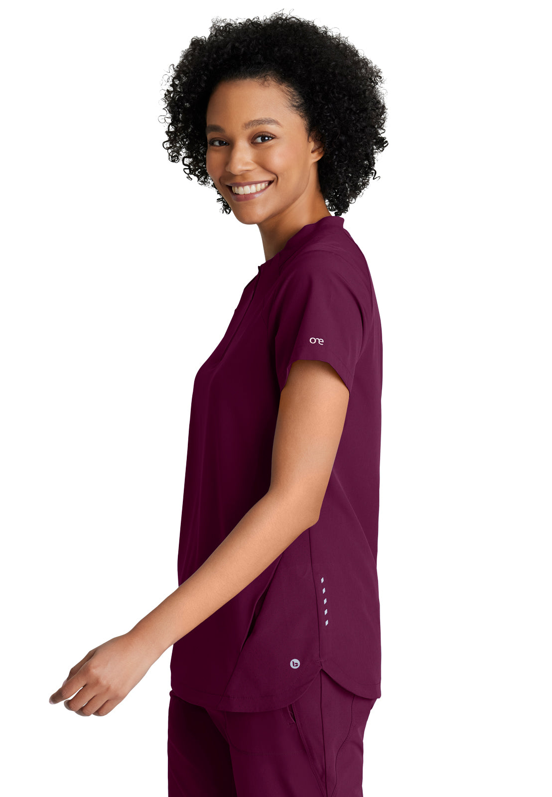 Women's 2 Pocket Banded Zip Collar Flux Scrub Top