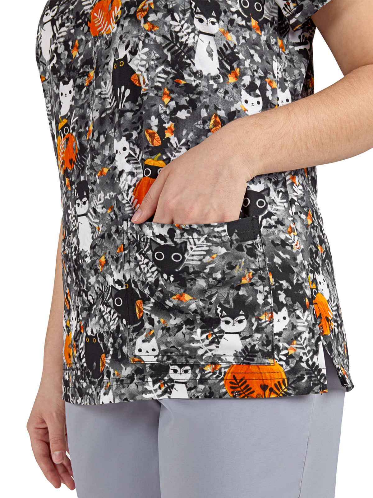 Women's 3-Pocket Print Rosalie Scrub Top