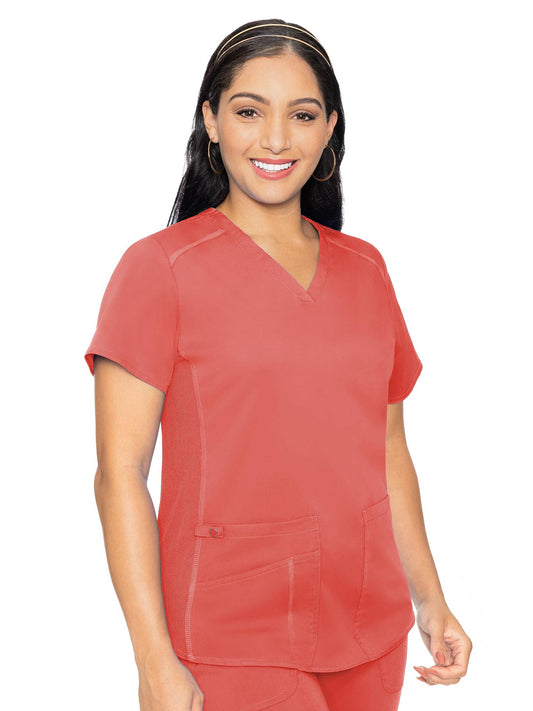 Women's 4-Pocket V-Neck Shirttail Top