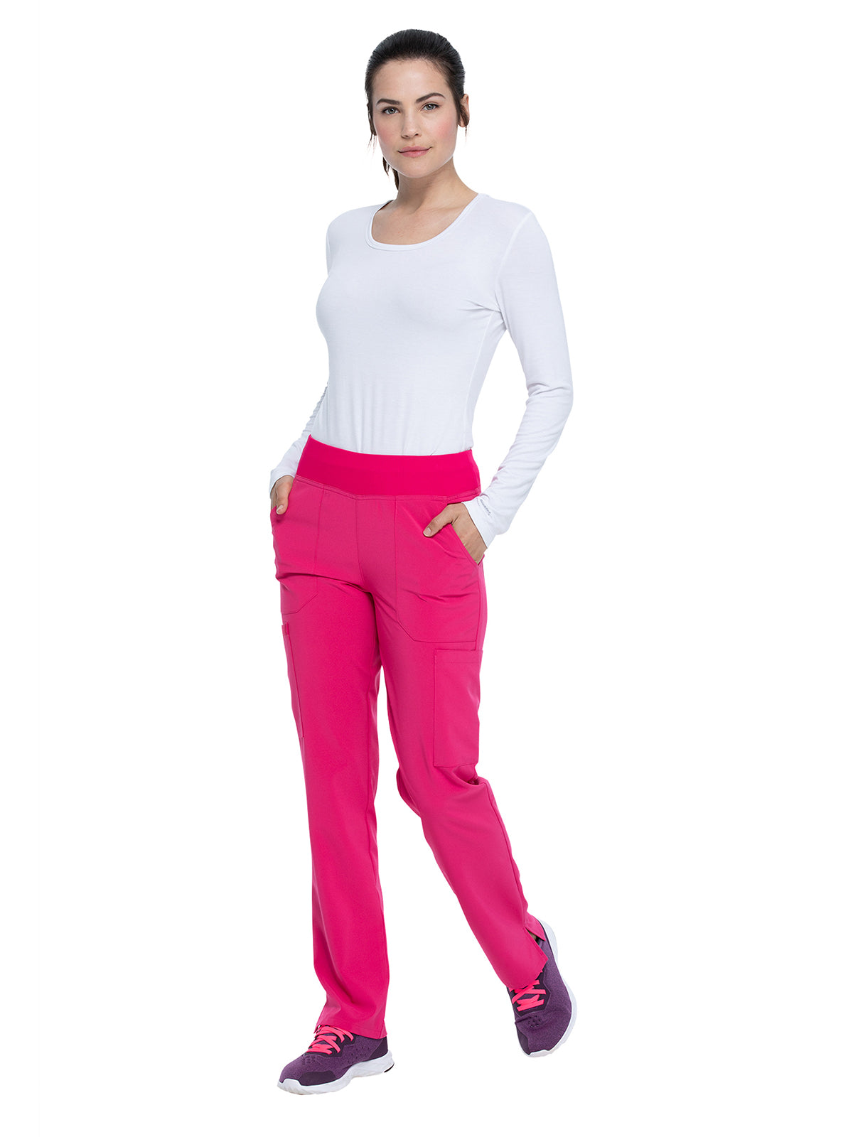 Women's Natural Rise Tapered Leg Pull-On Pant