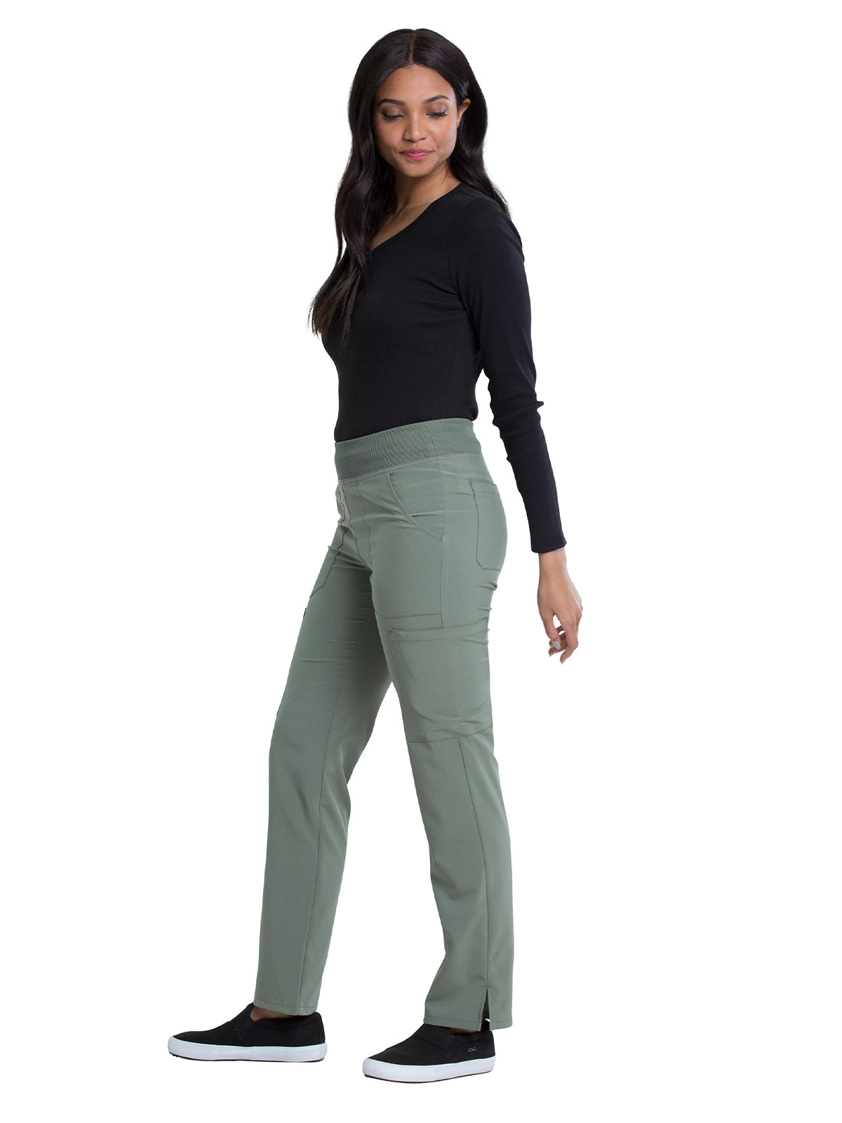 Women's Natural Rise Tapered Leg Pull-On Pant