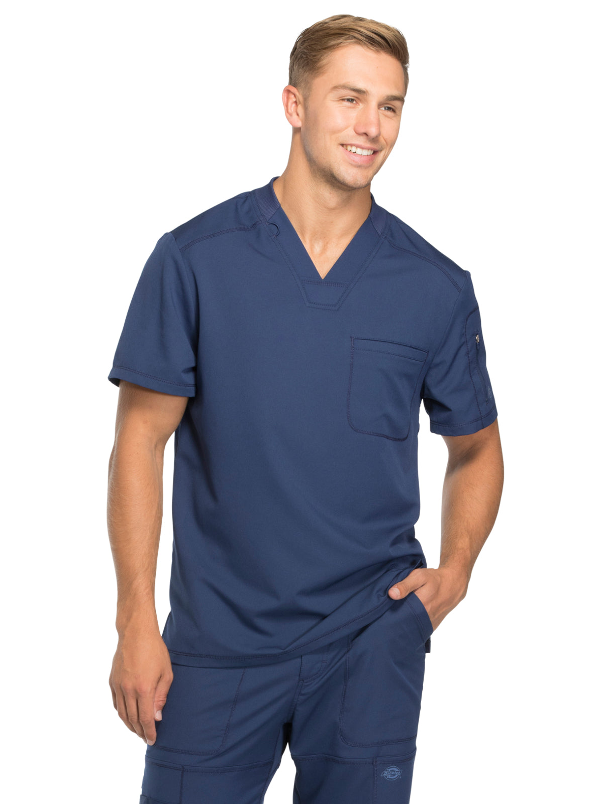 Men's 2-Pocket Tuckable Scrub Top