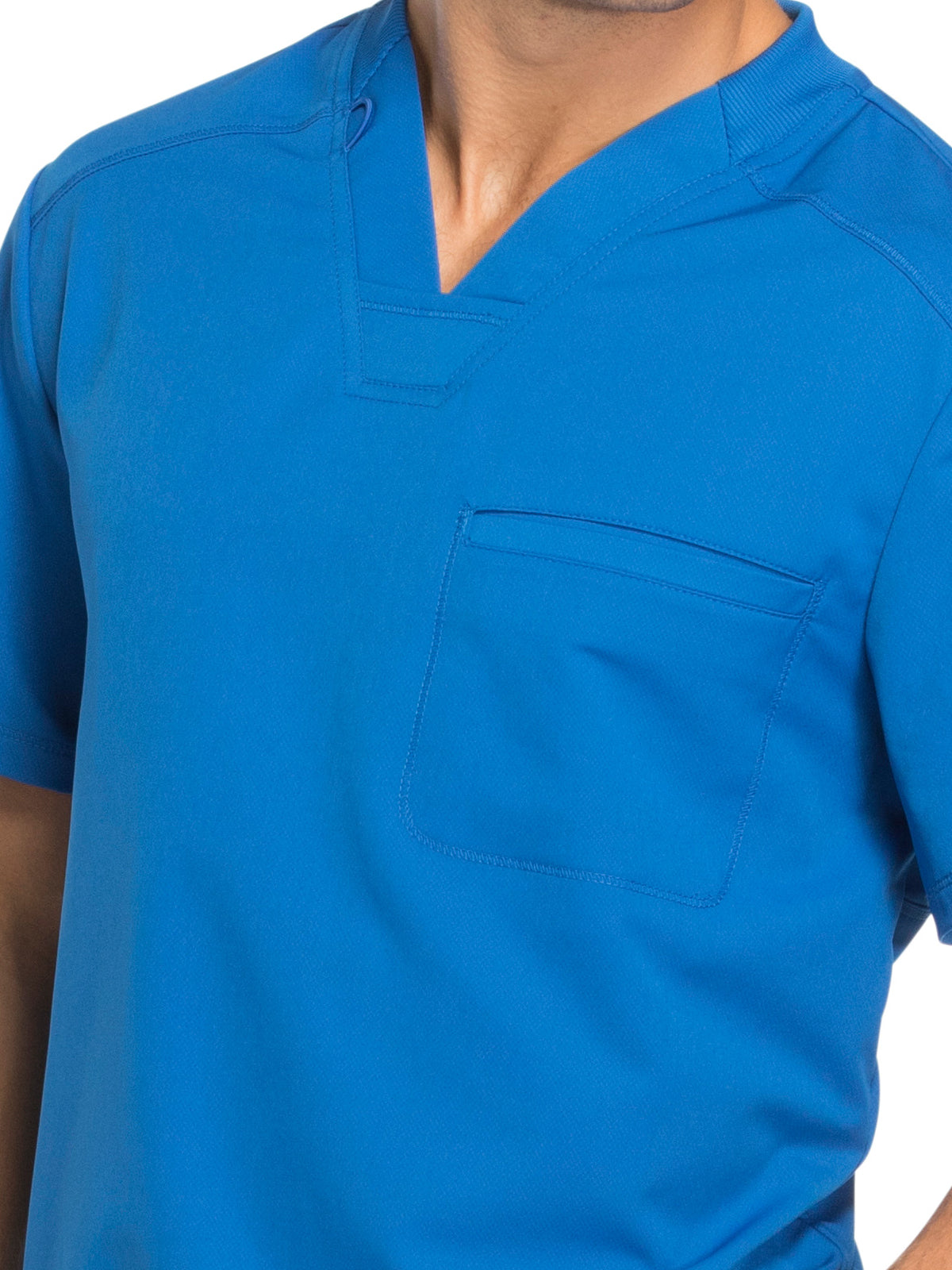 Men's 2-Pocket Tuckable Scrub Top