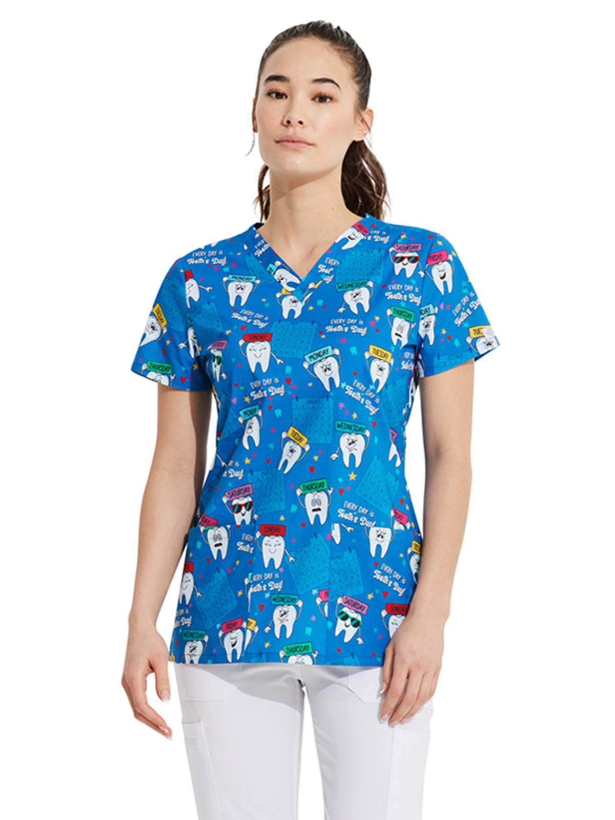 Women's 2-Pocket V-Neck Print Scrub Top