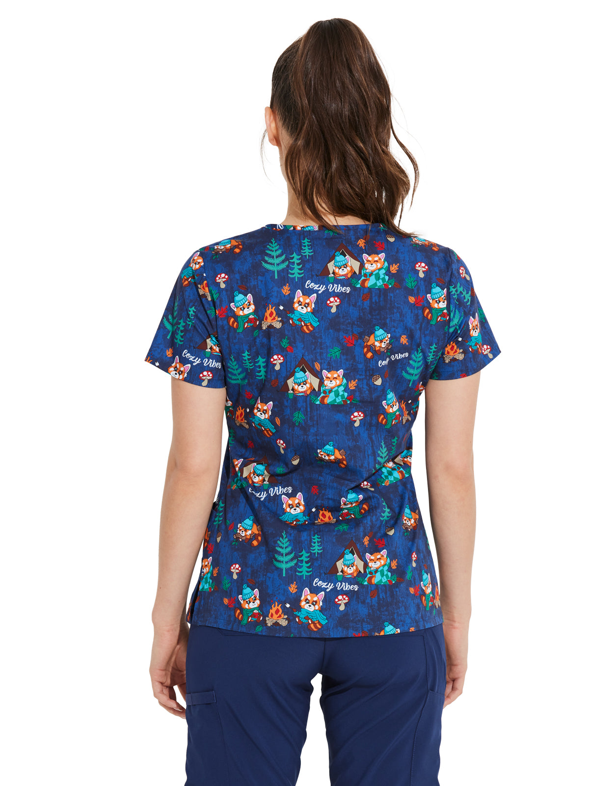 Women's 4-Pocket V-Neck Print Scrub Top