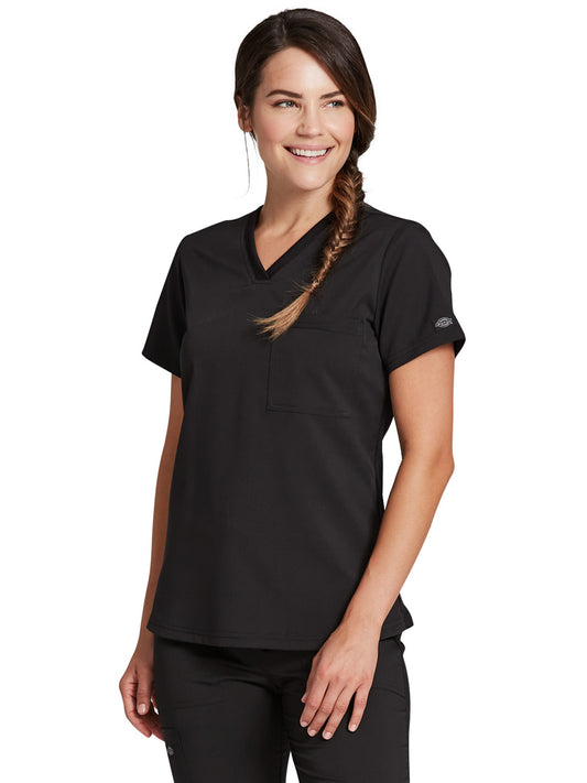 Women's 1-Pocket Tuckable V-Neck Top