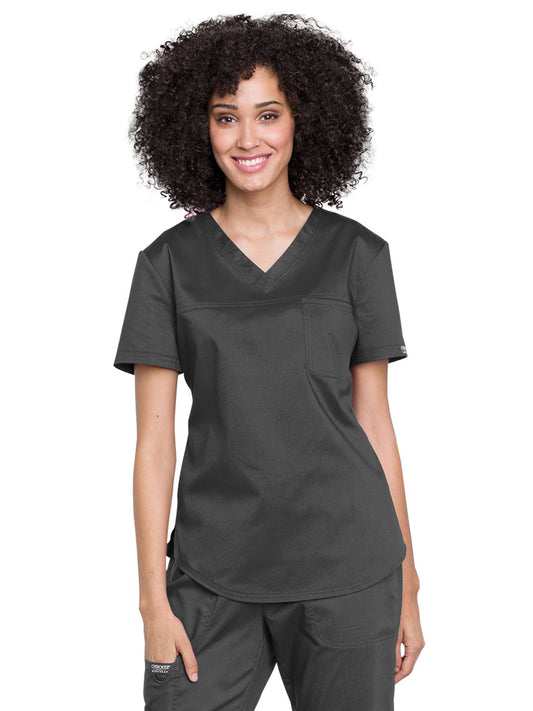 Women's 1-Pocket Tuckable V-Neck O.R. Top