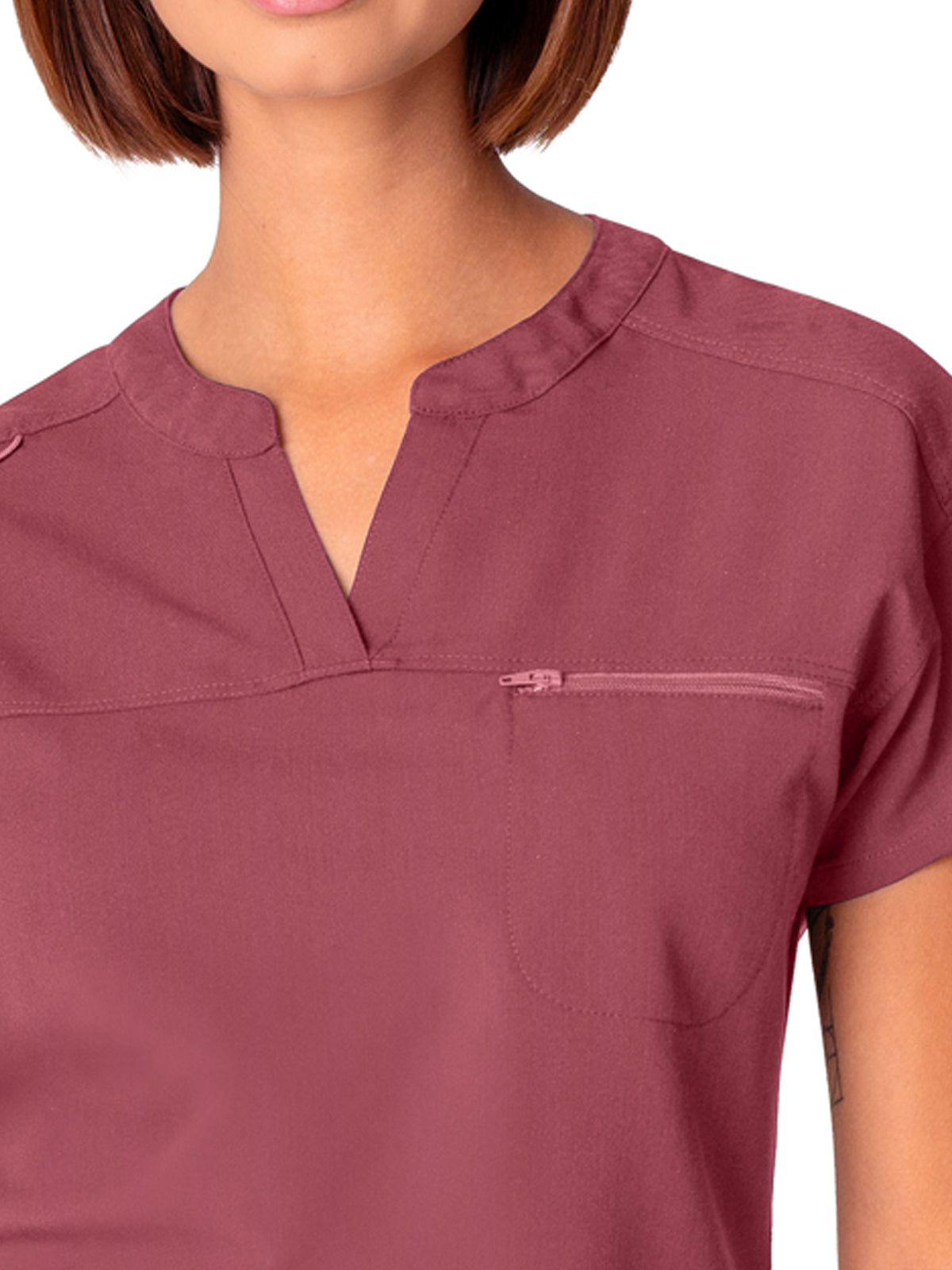 Women's 1-Pocket Tuckable V-Neck Scrub Top