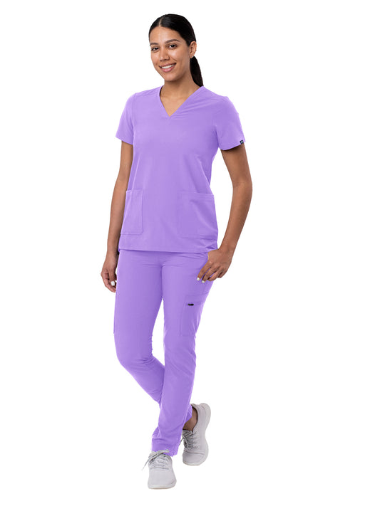 Women's Easy Movement Scrub Set